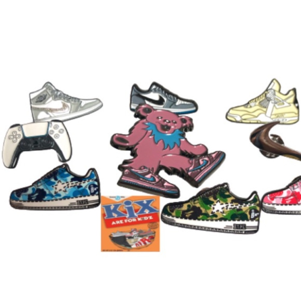 Grateful Dead Sneaker head enamel Pins